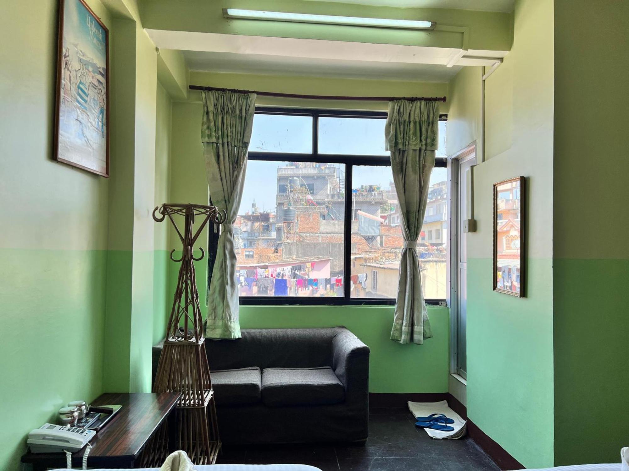Metro Eco Hotel Katmandou Extérieur photo